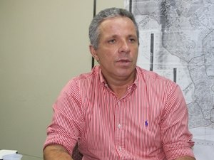 Prefeito terá de devolver R$170 mil aos cofres públicos