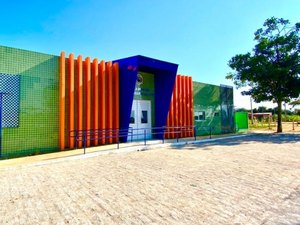 Prefeitura entrega escola à comunidade de Canafístula de Frei Damião nesta sexta (1)