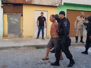 Polícia liberta crianças feitas reféns pelo pai por quase 20 horas