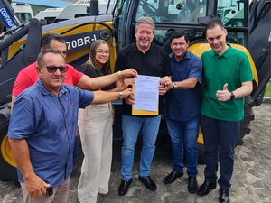 Arthur Lira vai a Penedo, entrega veículos a projetos de agricultura e irrigação e faz balanço de investimentos em prol de Alagoas
