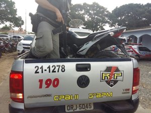 Polícia recupera moto roubada de empresária