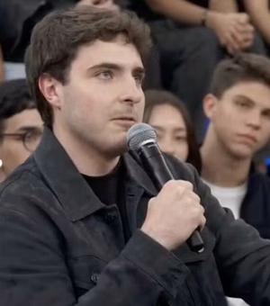 Filho de Gugu tentará carreira na TV, mas avisa: “Não sou o meu pai”