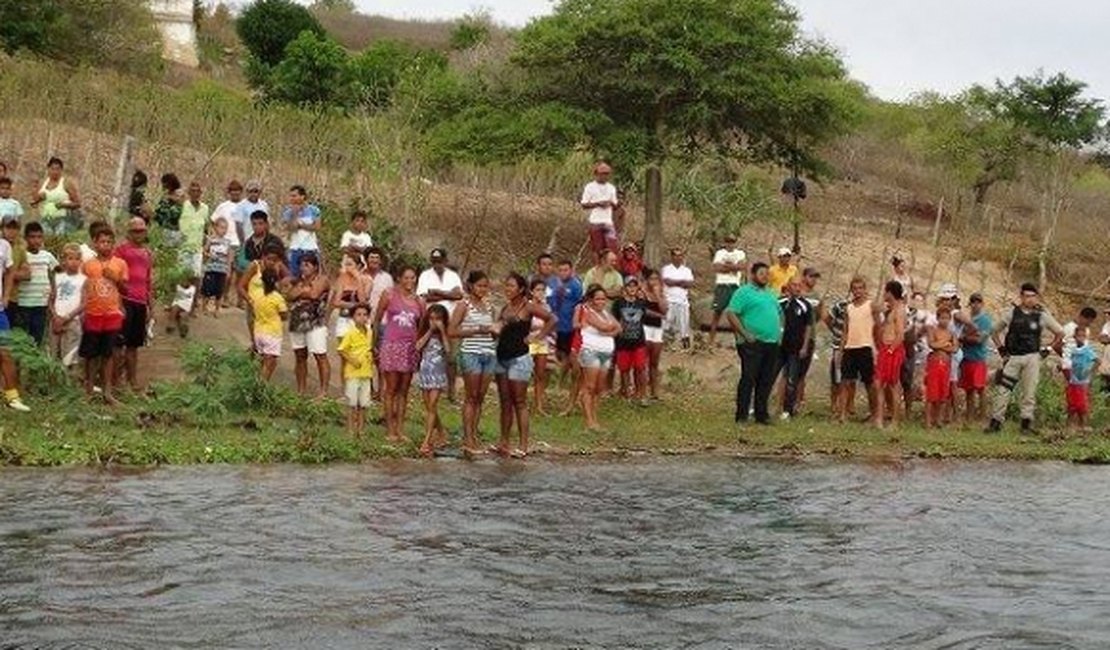 Corpo é encontrado boiando em trecho do Rio São Francisco