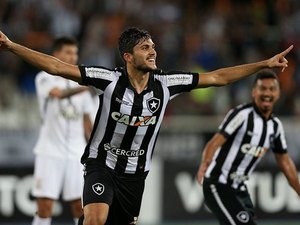 Botafogo 2 x 1 Corinthians - Timão perde e vê diferença para rivais cair para 6 pontos