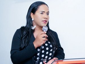 Resistir para existir: a trajetória de Jade Soares, 1ª assessora transexual da Semudh