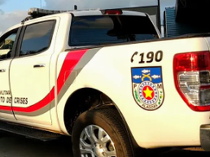 Homem é detido após ser flagrado com cocaína em casa na Ponta da Terra