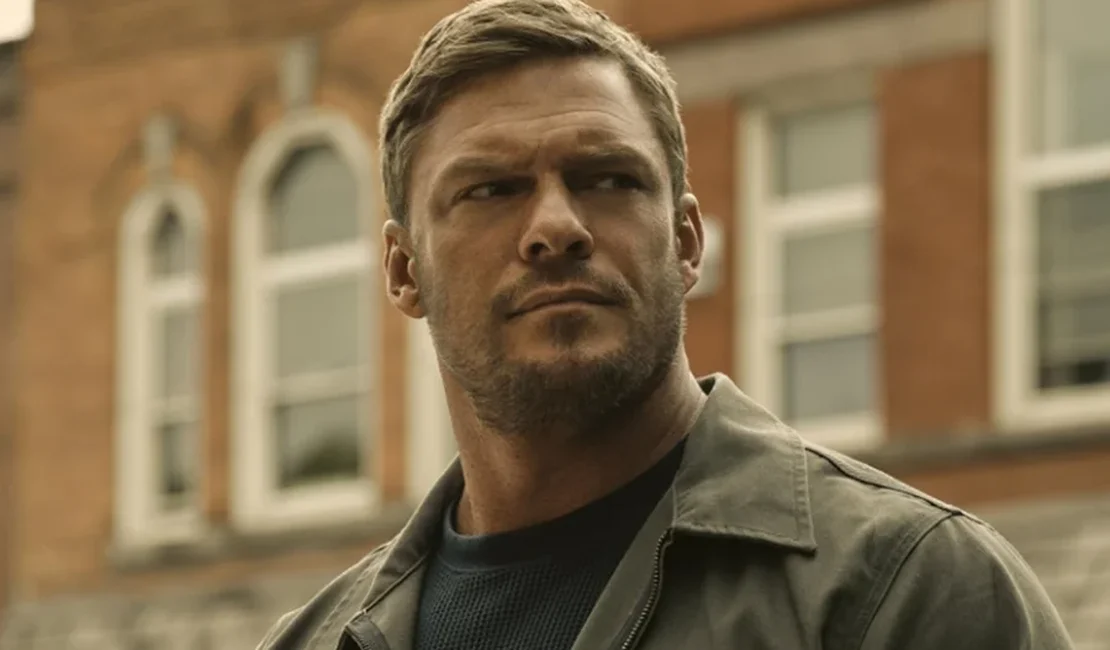 Astro de Velozes e Furiosos é flagrado espancando vizinho