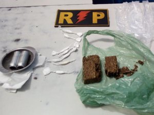 Jovem é preso após flagrante de tráfico de drogas, em Palmeira dos Índios