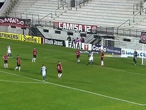 Brasil entra no G4 e afunda Ceará; Atlético-GO tropeça mais uma vez