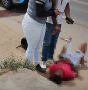 Colisão entre moto e carro deixa motociclista ferido na BR-316 em Palmeira dos Índios