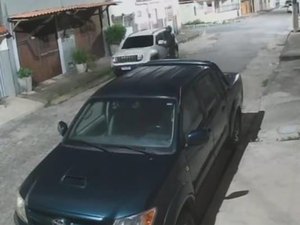 Suspeito de furtar carro se apresenta à polícia e confessa crime em Maceió