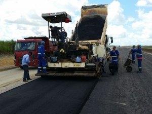 Renan anuincia início das obras de pavimentação do trecho Carié?Inajá