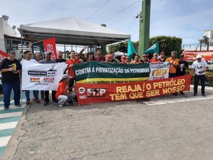 Petroleiros em greve denunciam assédio moral e insegurança no local de trabalho