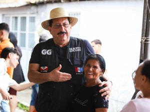 Gilberto Gonçalves participa de Gabinete Itinerante em Rio Largo ao lado da Deputada Gabi Gonçalves