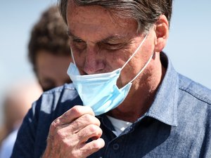 Coronavírus: Após 100 mil mortes, governo diz que é “exemplo ao mundo”