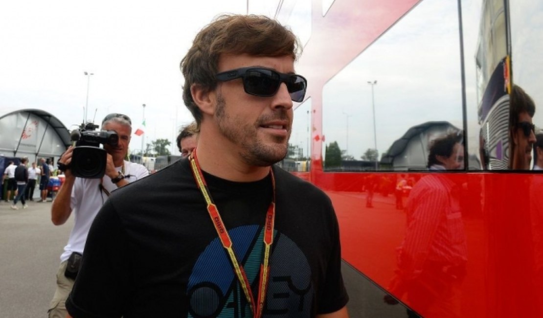 Alonso: nova regra do rádio ?não tem benefício?