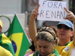 Alvo de protestos, Renan diz que manifestações são legítimas