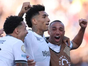 “Caiu do pedestal”: jornais franceses comentam vitória do Botafogo sobre PSG