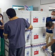 Covid-19: Renan Filho anuncia vacinação para pessoas entre 60 e 62 anos