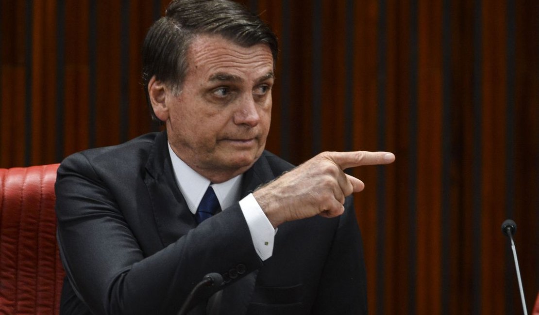 Bolsonaro, 38º presidente do país, toma posse hoje à tarde