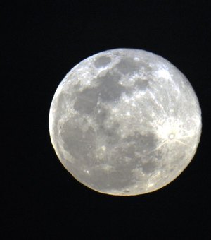 Primeira Superlua de 2026 pode ser vista neste sábado (03)