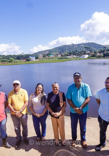 Lago Juca Sampaio passa por manutenção em Palmeira dos Índios