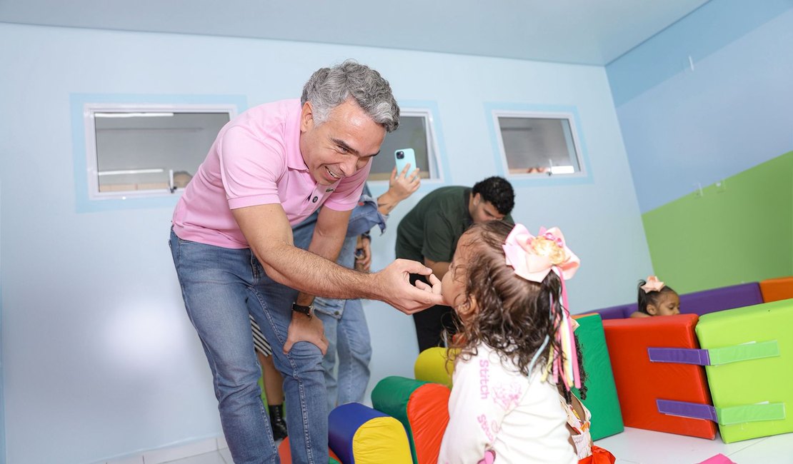 AL se torna referência em políticas públicas de educação, afirma Rafael Brito em Taquarana