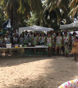 Há mais de três décadas, família baiana acampa no litoral alagoano durante o Carnaval