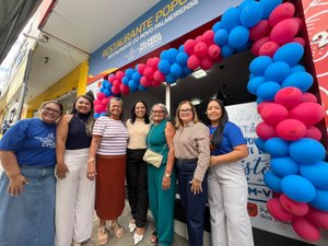 Restaurante Popular de Palmeira comemora quatro anos com almoço gratuito