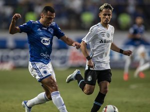 Procuradoria do STJD denuncia Cruzeiro e Grêmio por cantos homofóbicos