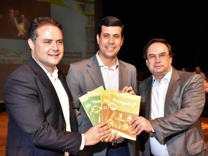 Governo envia à ALE projeto de lei que bonifica servidores por resultado do Escola 10