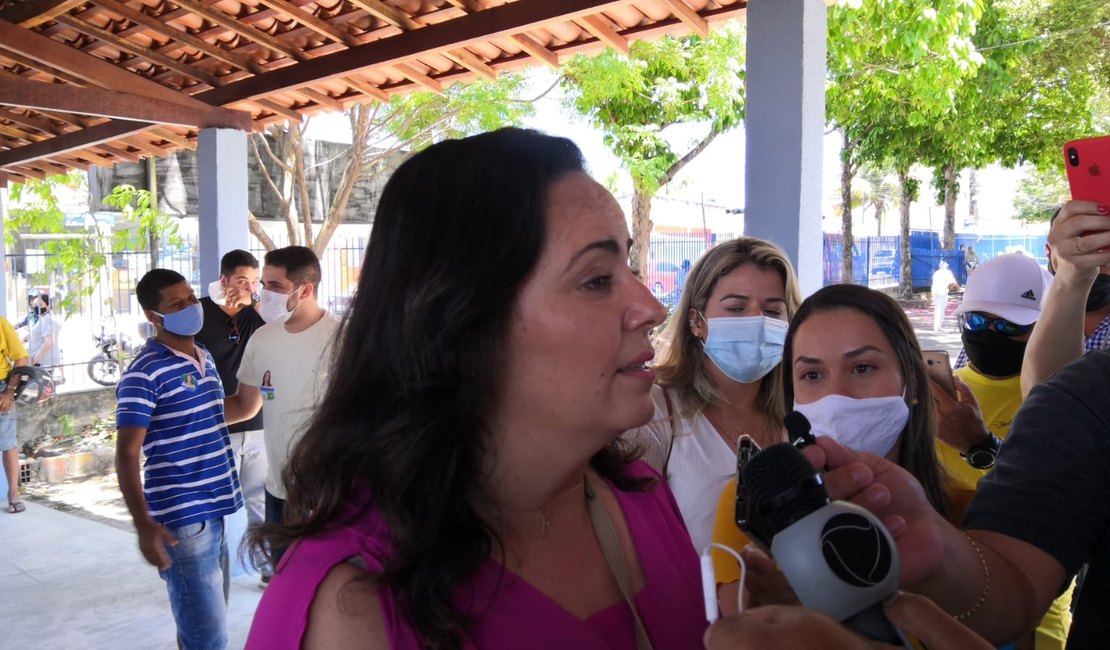 Ingratidão: Fabiana Pessoa inaugura praça e não convida deputado que enviou recursos