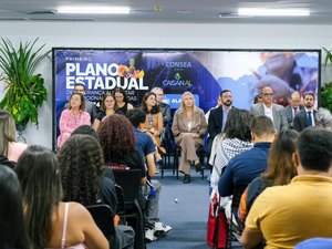 Governo de Alagoas entrega Plano Estadual de Segurança Alimentar para combate à fome