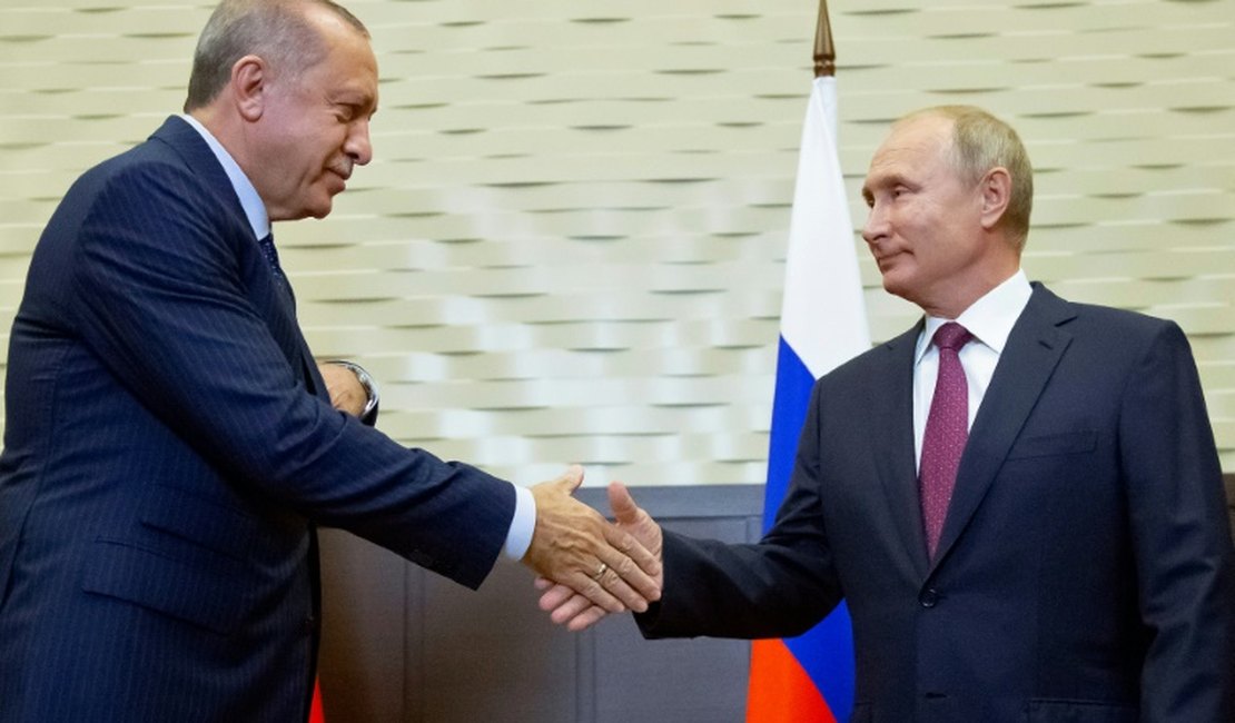 Rússia anuncia acordo com Turquia para criar zona desmilitarizada em Idlib