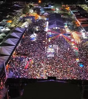 Prefeitos e prefeitas do Alto Sertão de AL fixam limite de R$ 500 mil para cachês artísticos