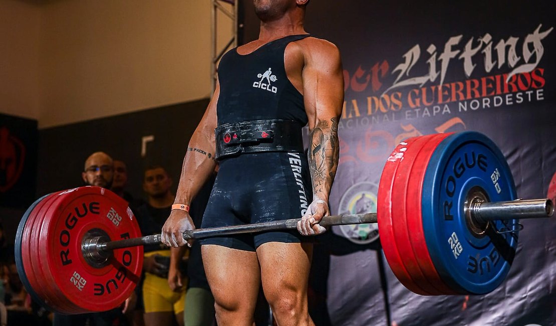 Anderson Silva faz história e se torna o primeiro alagoano campeão nordestino de powerlifting