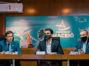 JHC se reúne com ministro para discutir retomada do turismo em Maceió