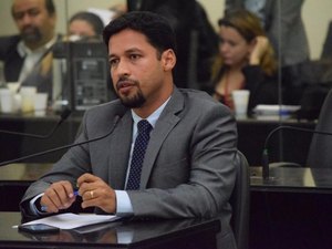 Rodrigo Cunha recebe apoio de Renan Filho para emendas