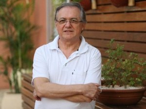 Bolsonaro escolhe professor de escola do Exército para ministro da Educação