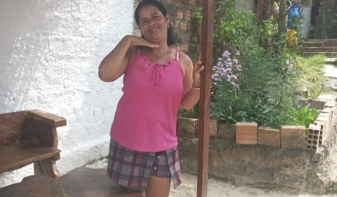 Mulher é morta com golpes de machado após ter a casa invadida em São Luís do Quitunde