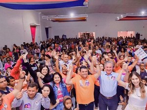 Em Arapiraca, Collor firma compromisso pelo desenvolvimento social e investimento no saneamento