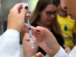 Mais de 860 mil doses das vacinas contra a Covid-19 foram aplicadas em Alagoas