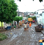 Mais de mil pessoas podem ficar desabrigadas em Santana, após transbordamento do rio Ipanema