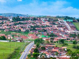 Obra estaria afetando cursos d’água e nascentes na cidade de Chã Preta