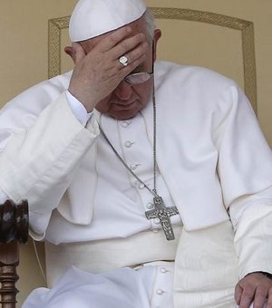 Papa Francisco lamenta acidente com a Chapecoense