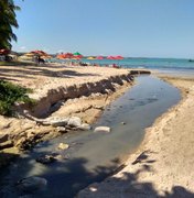 Casal é autuada por lançamento de esgoto na praia de Maceió