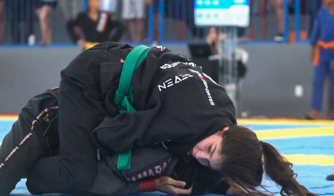 Campeã sul-americana de jiu-jitsu, alagoana de 14 anos almeja brilhar na Europa