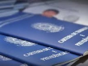 Pesquisa aponta desemprego estável e aumento da informalidade em maio