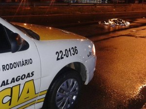 Pedestre embriagado morre ao cruzar a AL 220