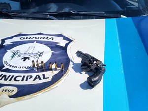 Dupla assalta mototaxista em Delmiro Gouveia, mas na hora da fuga a moto não pega e os dois acabam presos
